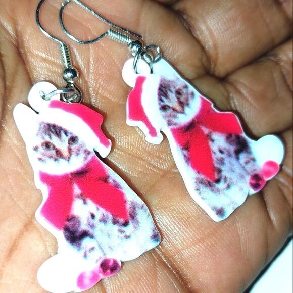 Super cute festive holiday earrings - Picture 3 of 5